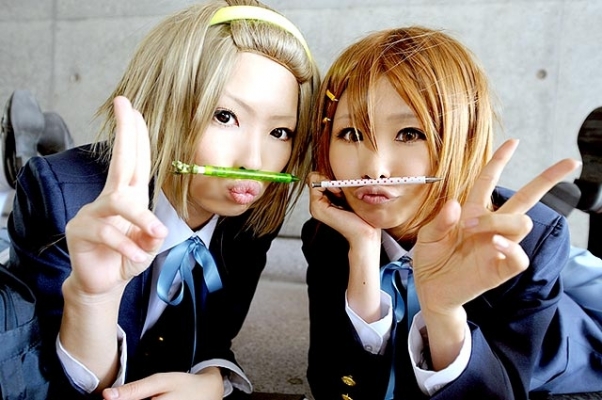 K-On! Cosplay Yui & Rizu 001
K-on!  Kon!  !  -