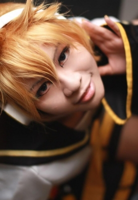 Kagami Rin & Len 009
Kagami Rin Len vocaloid cosplay