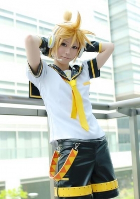 Kagami Rin & Len 014
Kagami Rin Len vocaloid cosplay