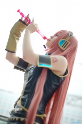 Megurine Luka by Kazuha
  Megurine Luka Cosplay Vocaloid  