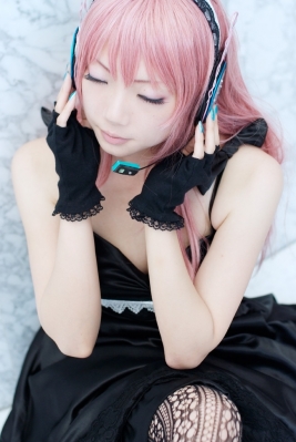 Megurine Luka butterfly by Ibara 020
  Megurine Luka Cosplay Vocaloid  