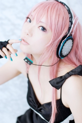 Megurine Luka butterfly by Ibara 008
  Megurine Luka Cosplay Vocaloid  