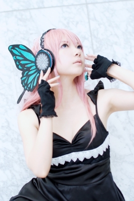 Megurine Luka butterfly by Ibara 007
  Megurine Luka Cosplay Vocaloid  