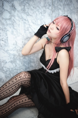 Megurine Luka by Ibara 003
  Megurine Luka Cosplay Vocaloid  