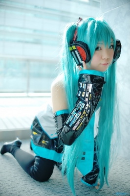 Hatsune Miku by Kousaka Yun 008
 Hatsune Miku vocaloid cosplay