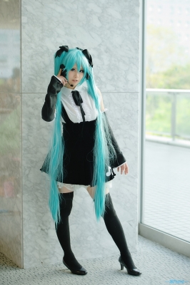 Hatsune Miku by Ryuga 004
 Hatsune Miku vocaloid cosplay