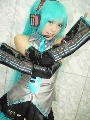 Hatsune Miku by Kipi 116
 Hatsune Miku vocaloid cosplay