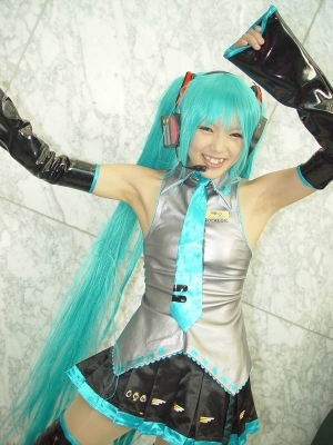 Hatsune Miku by Kipi 106
 Hatsune Miku vocaloid cosplay