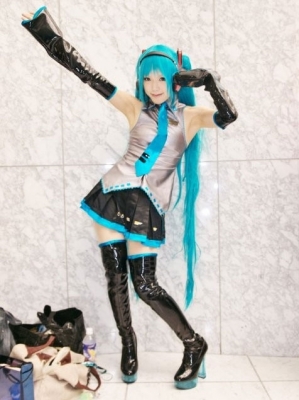 Hatsune Miku by Kipi 081
 Hatsune Miku vocaloid cosplay