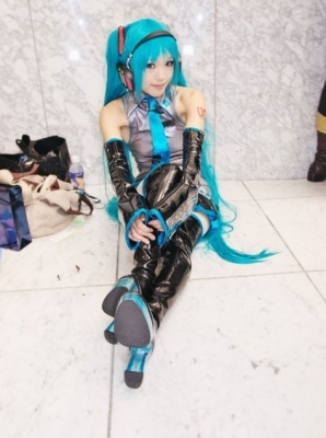 Hatsune Miku by Kipi 068
 Hatsune Miku vocaloid cosplay