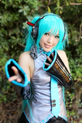 Hatsune Miku by Kipi 056
 Hatsune Miku vocaloid cosplay