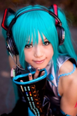 Hatsune Miku by Kipi 036
 Hatsune Miku vocaloid cosplay