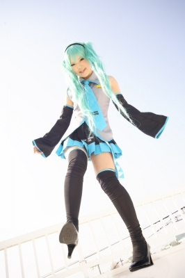 Hatsune Miku by Kipi 006
 Hatsune Miku vocaloid cosplay