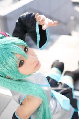 Hatsune Miku by Kanda Midori 005
 Hatsune Miku vocaloid cosplay