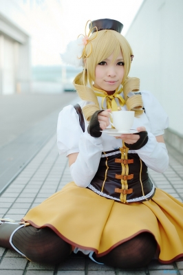 Tomoe Mami by Uri 015
 madoka Tomoe Mami Uri cosplay