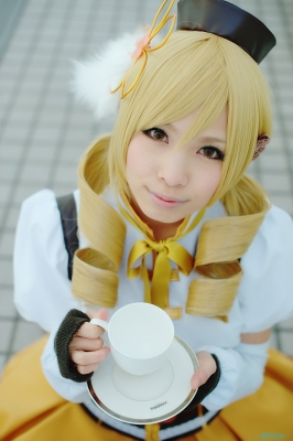 Tomoe Mami by Uri 002
 madoka Tomoe Mami Uri cosplay