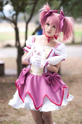 Kaname Madoka by Uri 025
 madoka Kaname Madoka Uri cosplay