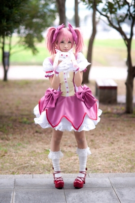 Kaname Madoka by Uri 004
 madoka Kaname Madoka Uri cosplay