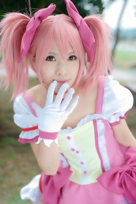 Kaname Madoka by Uri 001
 madoka Kaname Madoka Uri cosplay