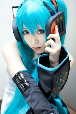 Hatsune Miku by Iori
 Hatsune Miku Iori cosplay