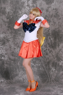 Aino Minako by Arisa Mizuhara
Sailor Moon Cosplay pictures       