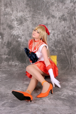 Aino Minako by Arisa Mizuhara
Sailor Moon Cosplay pictures       