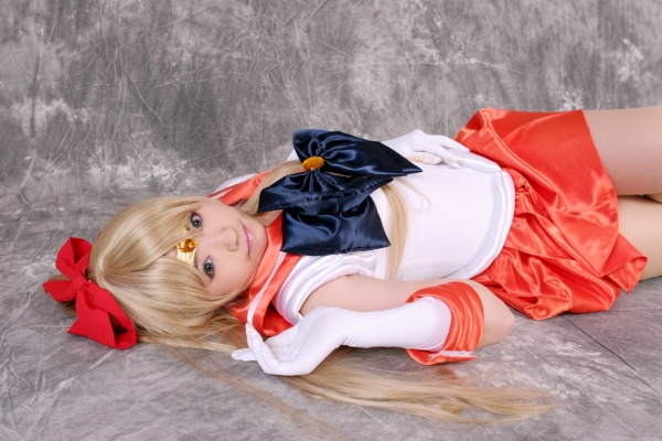 Aino Minako by Arisa Mizuhara
Sailor Moon Cosplay pictures       