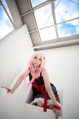 Yuzuriha Inori by Miiko
Guilty Crown cosplay picture photo Yuzuriha Inori          