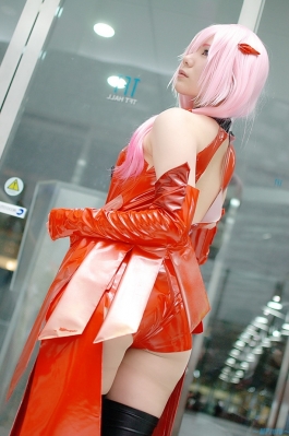 Yuzuriha Inori by Sasa
Guilty Crown cosplay picture photo Yuzuriha Inori          