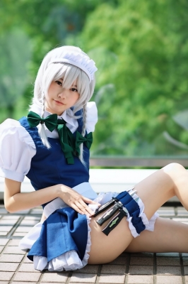 izayoi sakuya by futsure
touhou cosplay pictures  