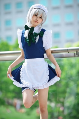 izayoi sakuya by futsure
touhou cosplay pictures  