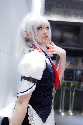 izayoi sakuya by mari
touhou cosplay pictures  