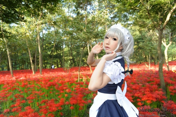 izayoi sakuya by saku
touhou cosplay pictures  