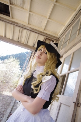 kirisame marisa by kanzaki nachiho
touhou cosplay pictures  