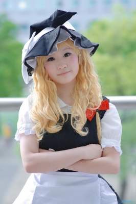 kirisame marisa by kinuka
touhou cosplay pictures  