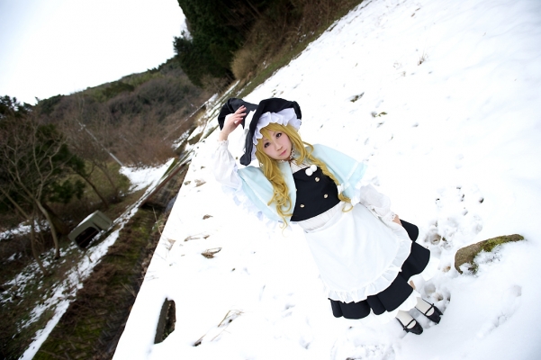 kirisame marisa by riyo
touhou cosplay pictures  