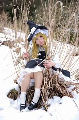 kirisame marisa by riyo
touhou cosplay pictures  