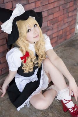 kirisame marisa by shizuku
touhou cosplay pictures  