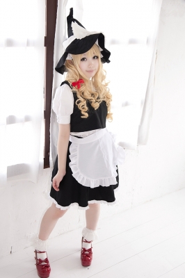 kirisame marisa by shizuku
touhou cosplay pictures  