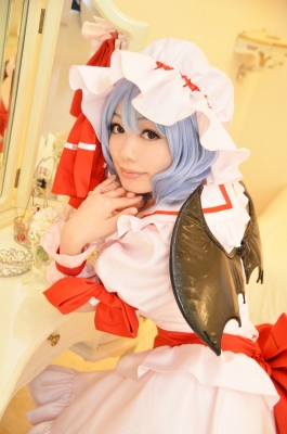 remilia scarlet by shizuku
touhou cosplay pictures  