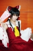 hakurei reimu by matsuko
touhou cosplay pictures  