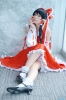 hakurei reimu by sakura chii
touhou cosplay pictures  