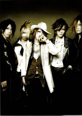 The GazettE
Ruki (), Uruha () (Takashima Kouyou), Aoi (), Reita (), Kai, Yune ().   ,    (photo, pictures, wallpapers, poster.
   gazette gazette    gazette - ruki  uruha  takashima kouyou aoi   reita  kai yune 