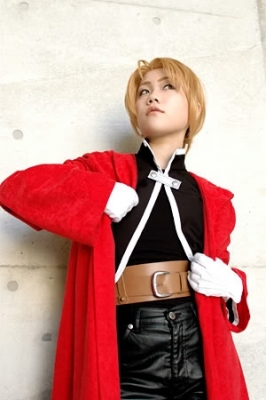 Edward Elric
fma cosplay