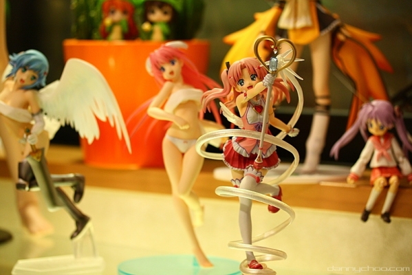 maryan 24
Anime figures    