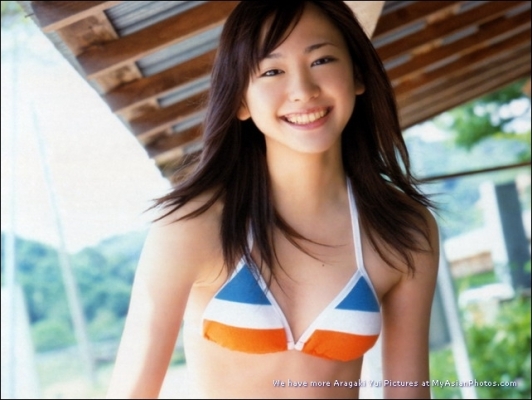 Aragaki Yui

Aragaki Yui  